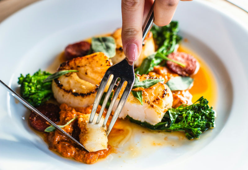 Pan-Seared Scallops with Lemon Butter Sauce